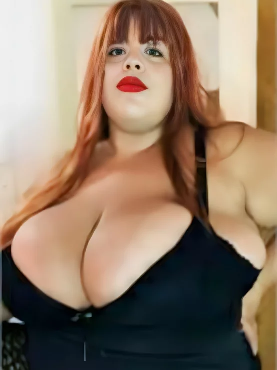 Busty Molly